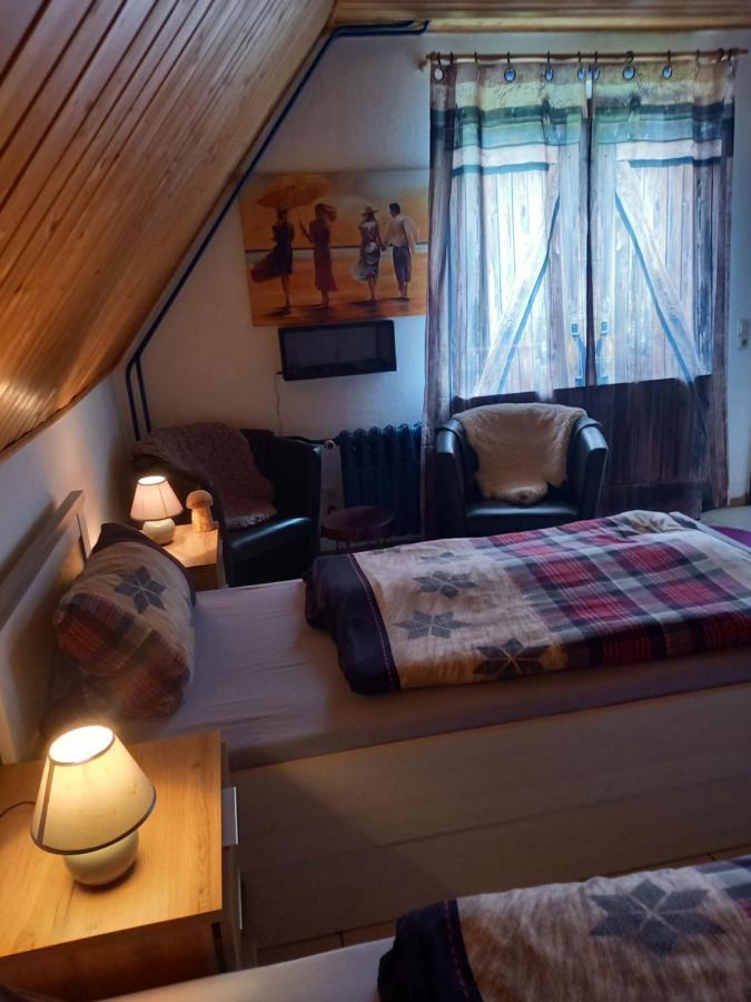 Monteurwohnung Aroba Fehrenbach Eksteriør billede