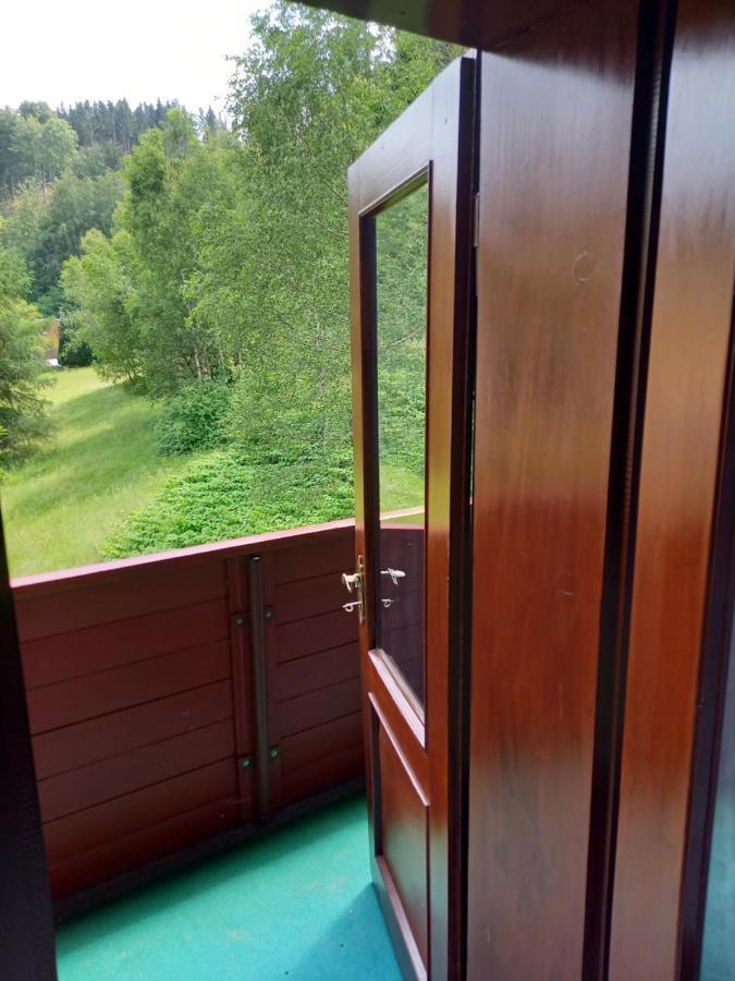 Monteurwohnung Aroba Fehrenbach Eksteriør billede